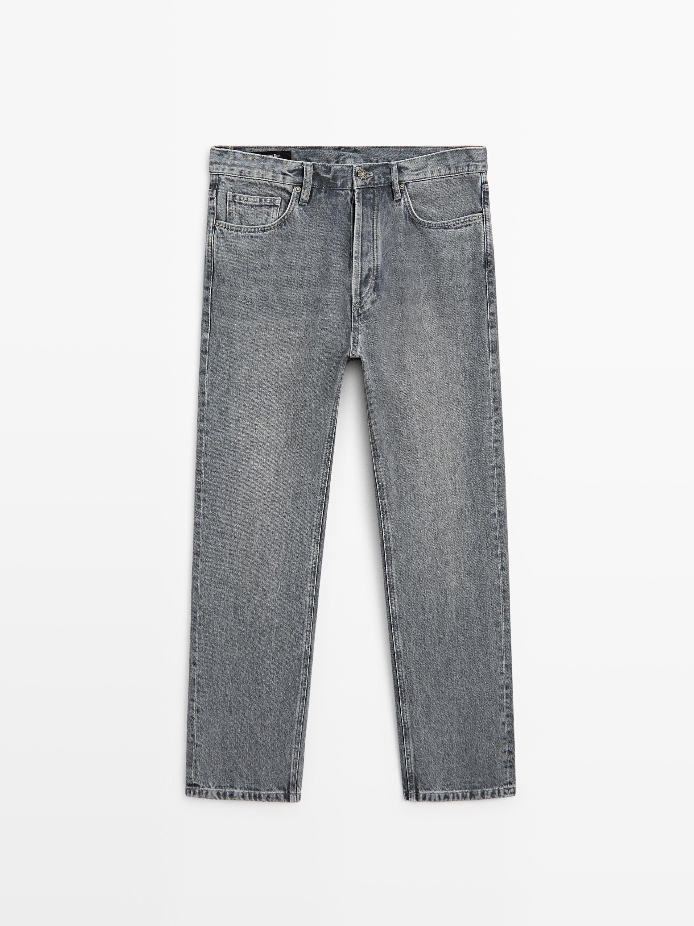 Straight-leg jeans